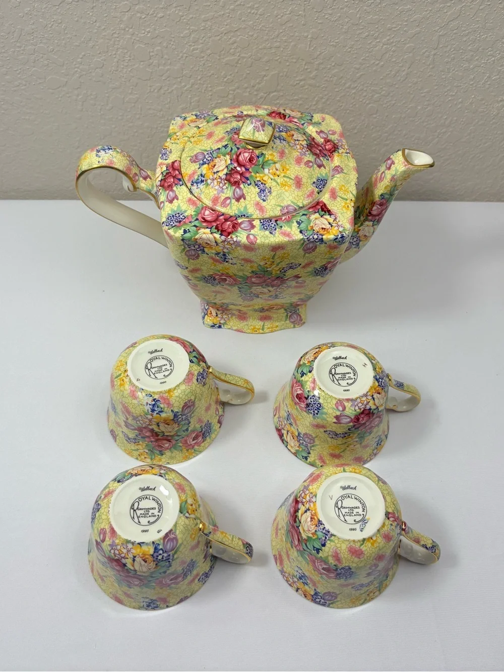 Royal Winton Wellbeck Chintz Tea Set with Pale Yellow Floral Pattern & Gold Trim